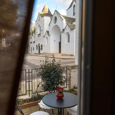 Dea Luxury Casa Vacanze- Zona Chiesa A Trullo - Alberobello Extérieur photo